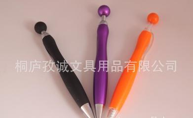 經(jīng)典暢銷圓珠筆 跳動圓珠筆與塑料圓珠筆的優(yōu)勢及免logo制版費解析